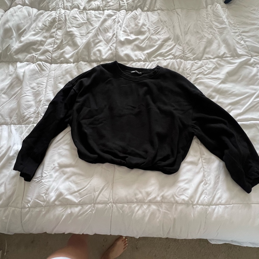 Black cropped sweat shirt - Picture 1 of 4